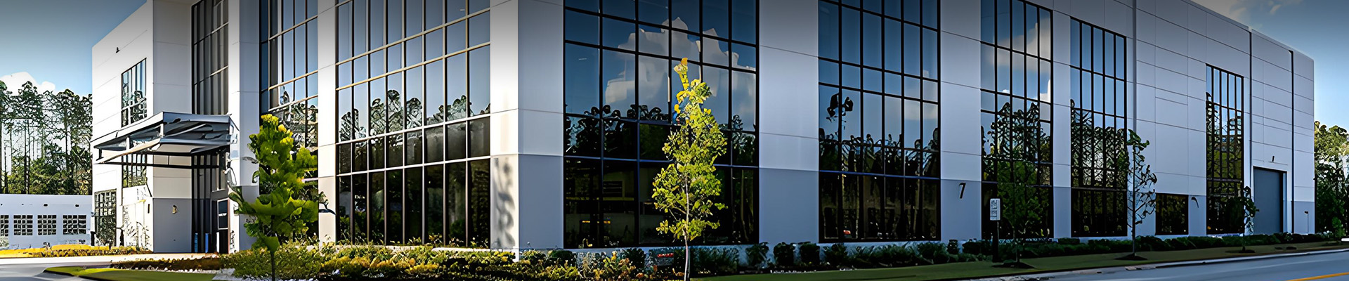 trusted manufacturer providing cleanroom panels and complete systems for diverse industries